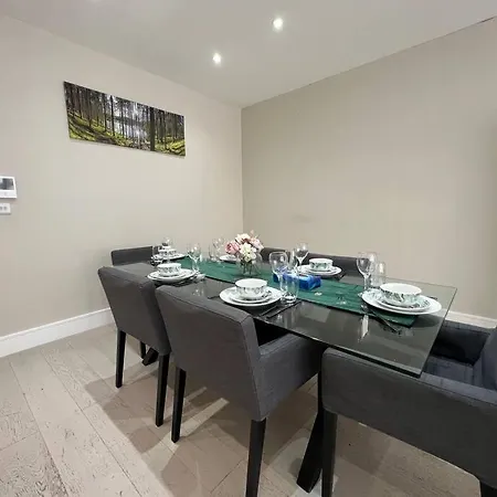 Star London Bell Lane 3-Bed Oasis With Garden Apartment Hendon Exterior photo